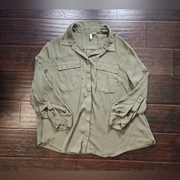 C Est 1946 Womens Green Button Up Collared Casual Top - Picture 9 of 9